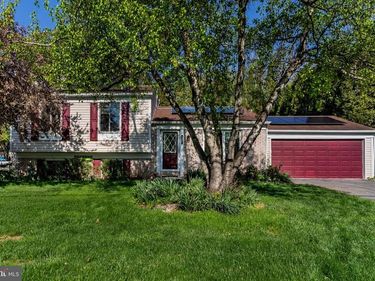 2259 STUMPSTOWN ROAD, MECHANICSBURG, PA 17055
