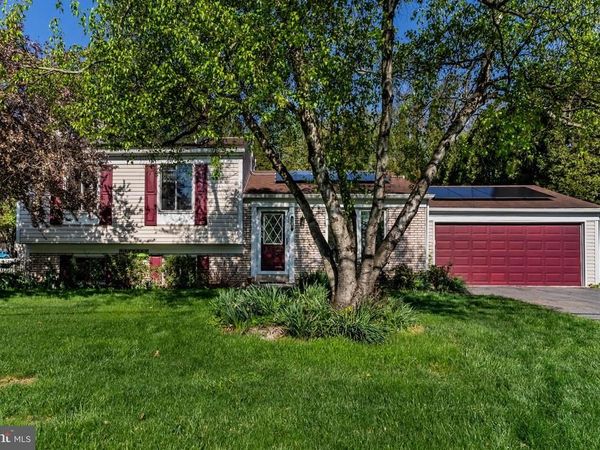 2259 STUMPSTOWN ROAD, MECHANICSBURG, PA 17055