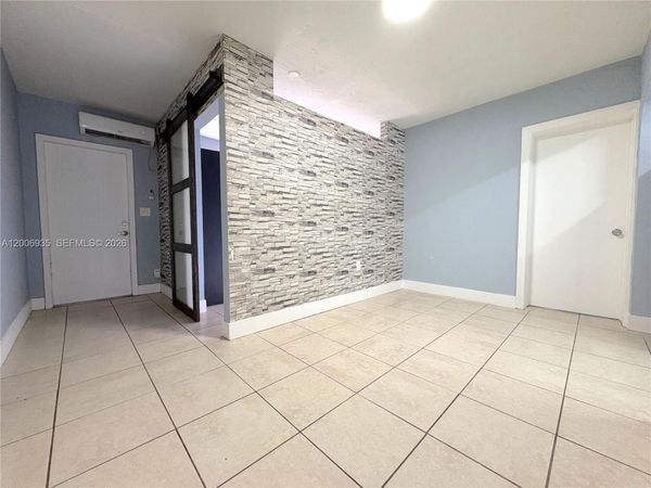 1815 Mckinley St , Unit 9, Hollywood, FL 33020