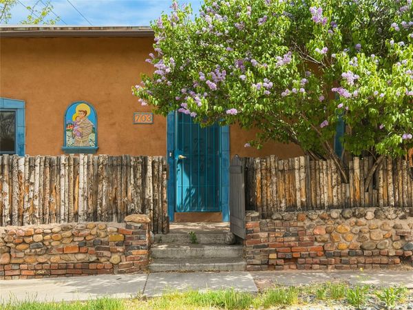 703 Galisteo St, Santa Fe, NM 87505