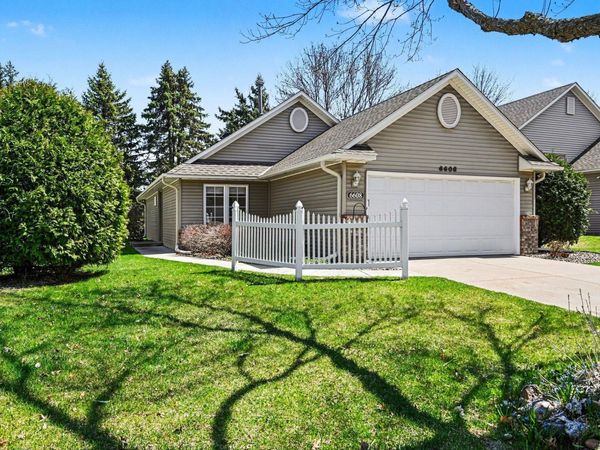6608 Bixby Way, Inver Grove Heights, MN 55076