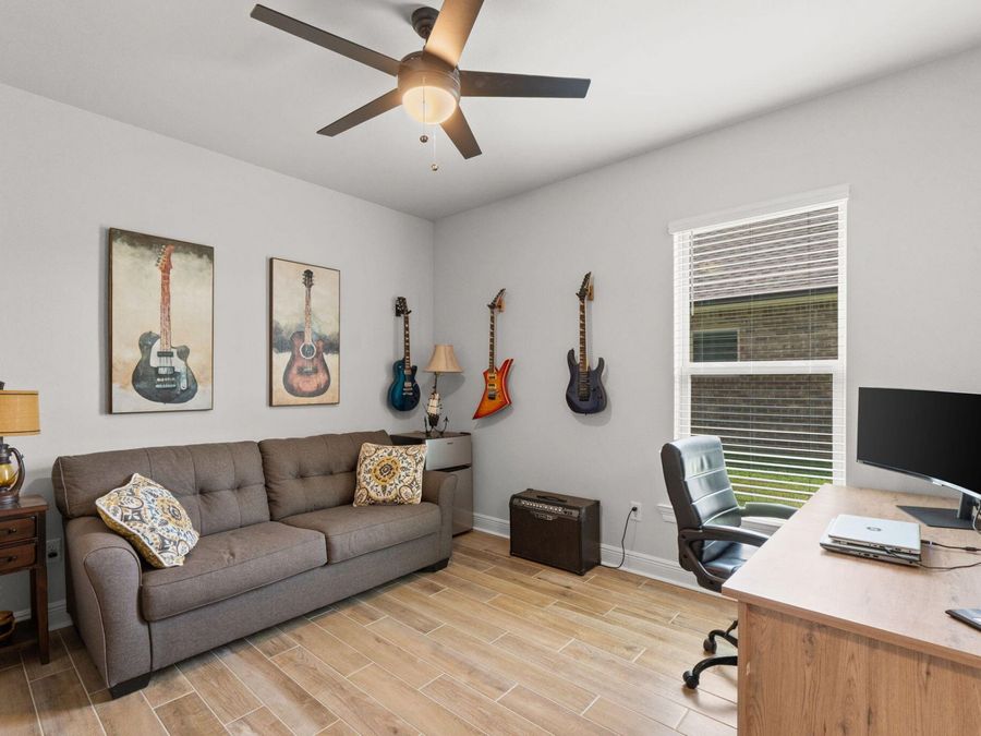 Property Image 38