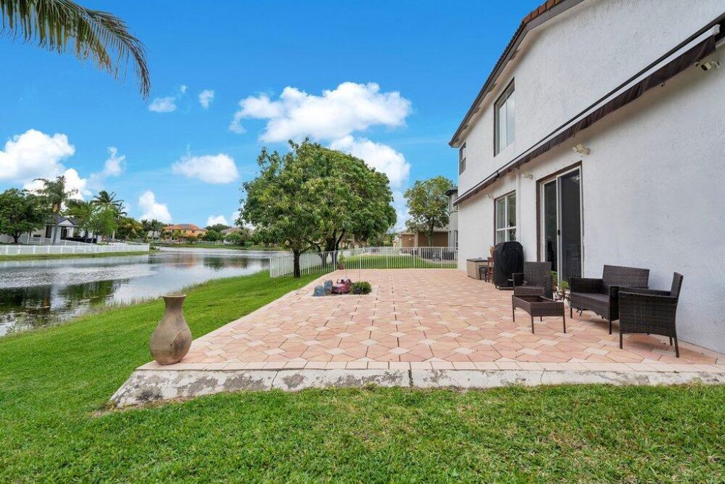 2242 SW 130th Terrace, Miramar, FL 33027 Photo