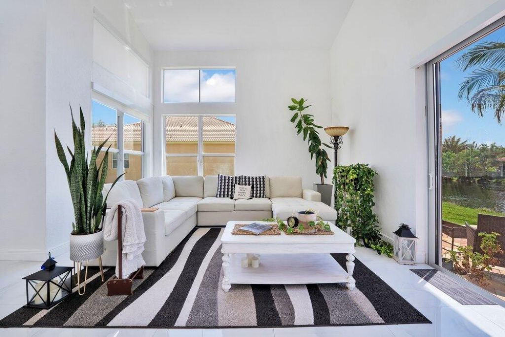 2242 SW 130th Terrace, Miramar, FL 33027 Photo