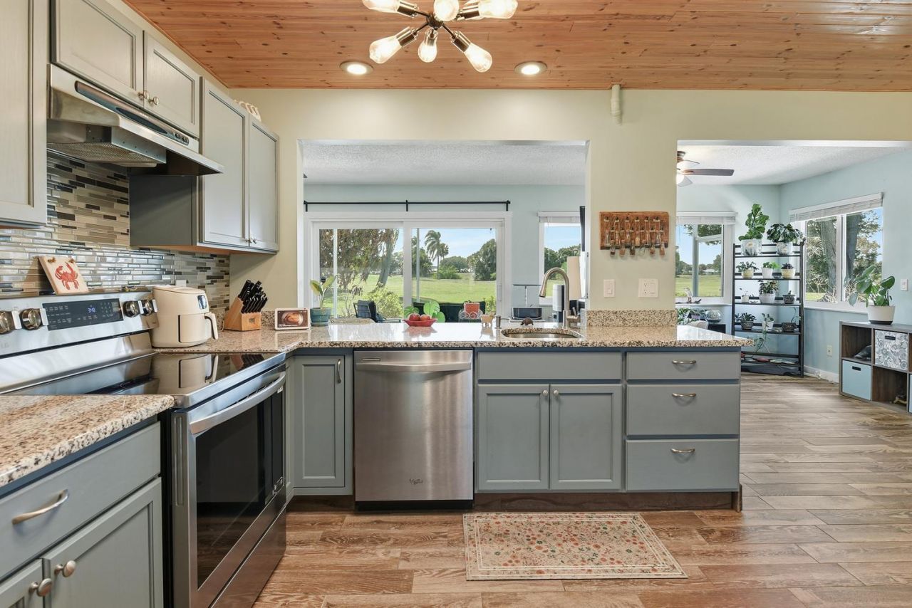3012 SE Santa Anita Street, Port Saint Lucie, FL 34952 Photo