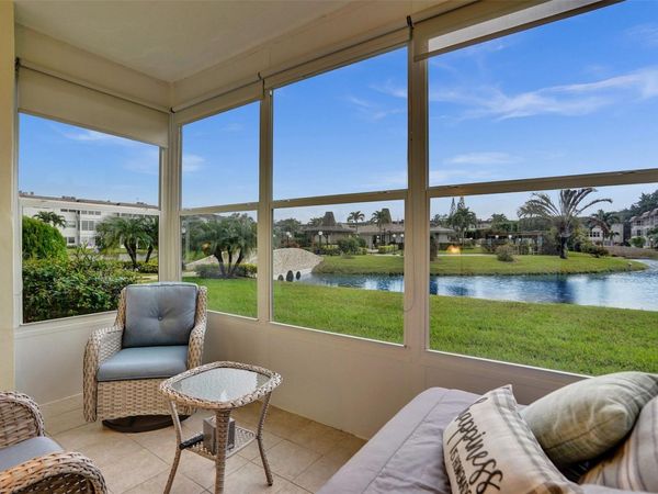 4706 NW 36th Street, Unit 409, Lauderdale Lakes, FL 33319