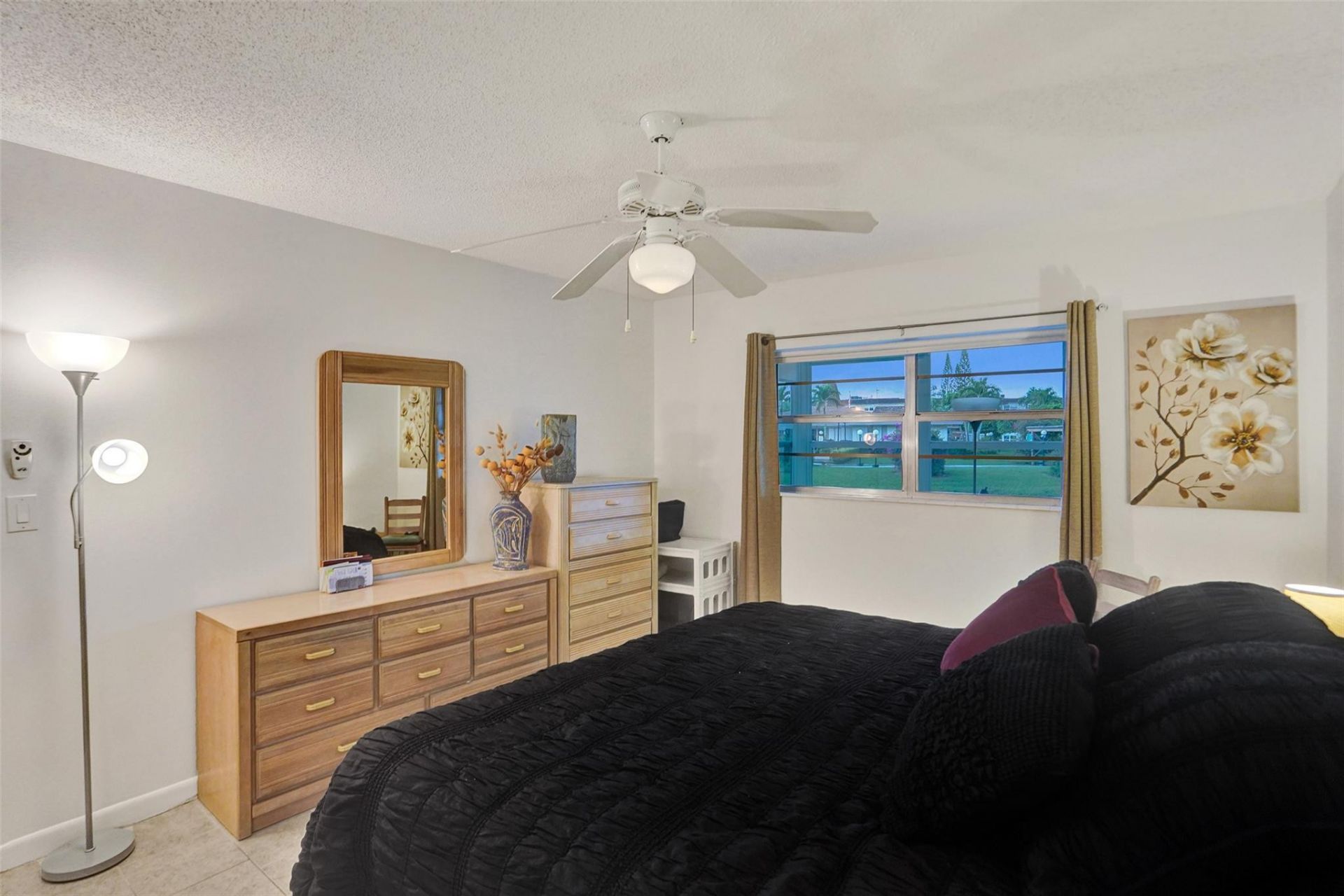 4706 NW 36th Street, Unit 409, Lauderdale Lakes, FL 33319 Photo