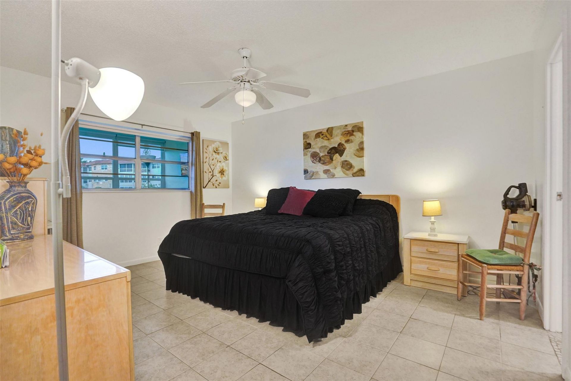 4706 NW 36th Street, Unit 409, Lauderdale Lakes, FL 33319 Photo