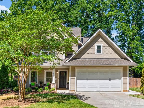 2562 Roseview Lane , Charlotte, NC 28205