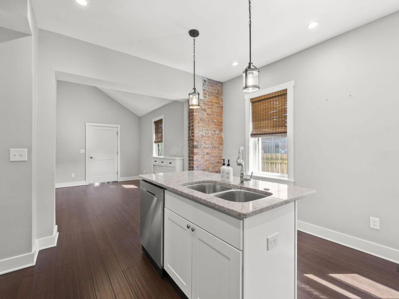 192 E 2nd Avenue , Columbus, OH 43201 Photo 11