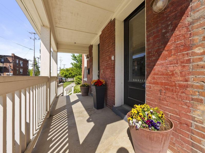 192 E 2nd Avenue , Columbus, OH 43201 Photo 2