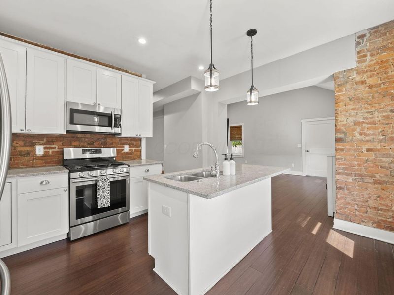 192 E 2nd Avenue , Columbus, OH 43201 Photo 8