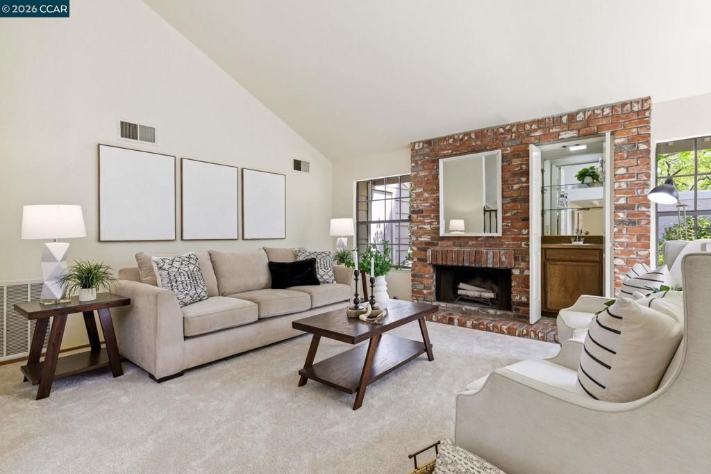 1578 Pyrenees Pl, Walnut Creek, CA 94598 Main Photo