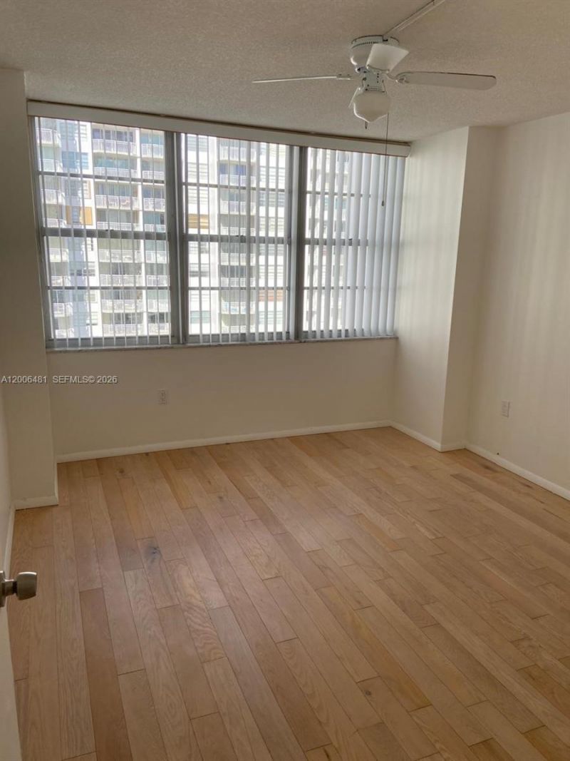 18041 Biscayne Blvd , Unit 804, Aventura, FL 33160 Photo