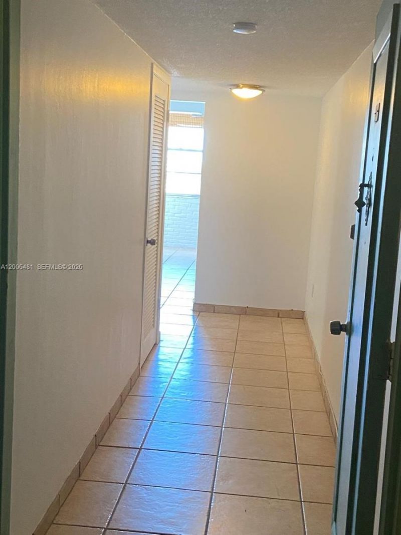 18041 Biscayne Blvd , Unit 804, Aventura, FL 33160 Photo