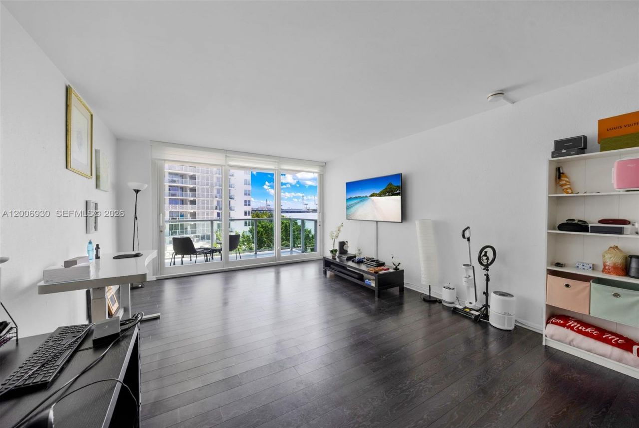 1000 West Ave , Unit 426, Miami Beach, FL 33139 Photo