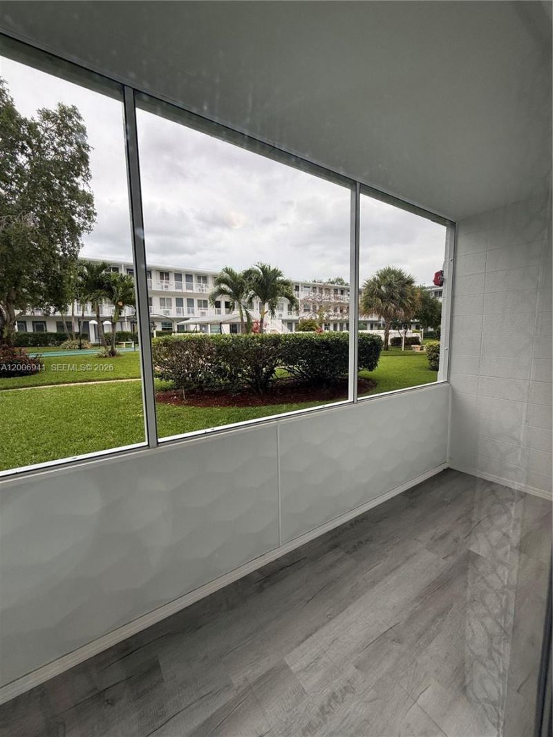 15610 NE 6th Ave , Unit 10D, Miami, FL 33162 Photo