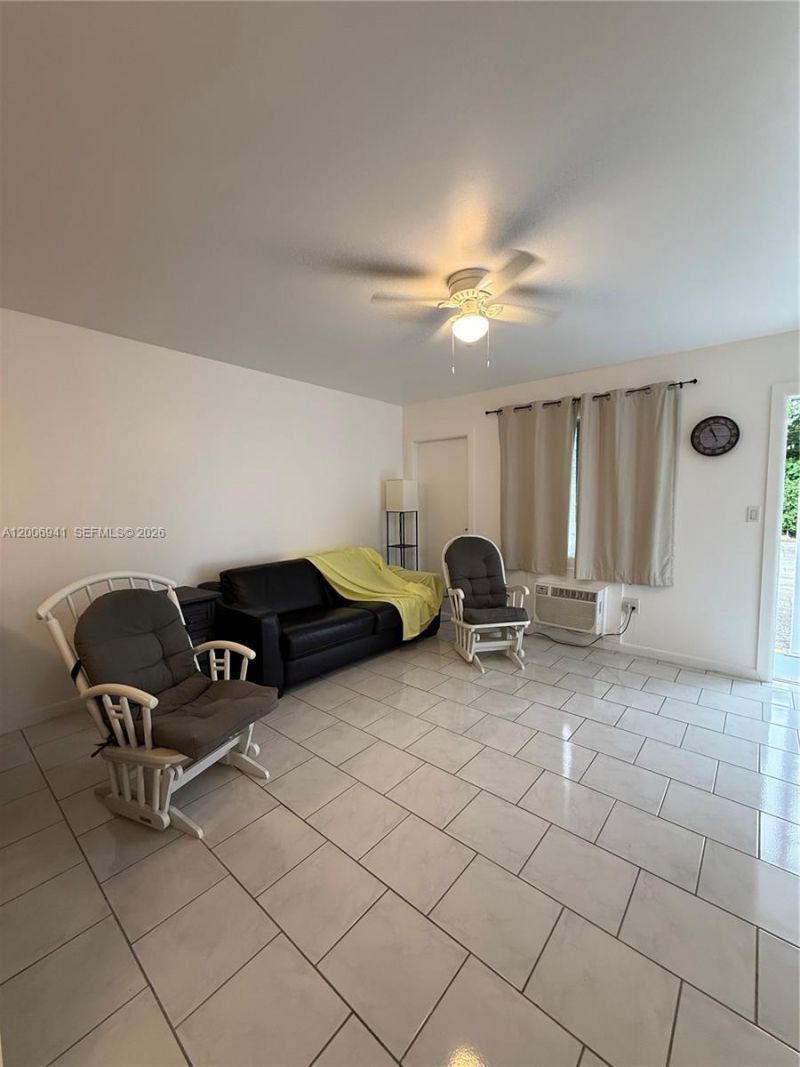 15610 NE 6th Ave , Unit 10D, Miami, FL 33162 Photo