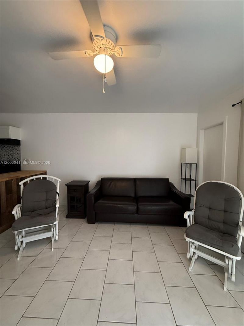 15610 NE 6th Ave , Unit 10D, Miami, FL 33162 Photo