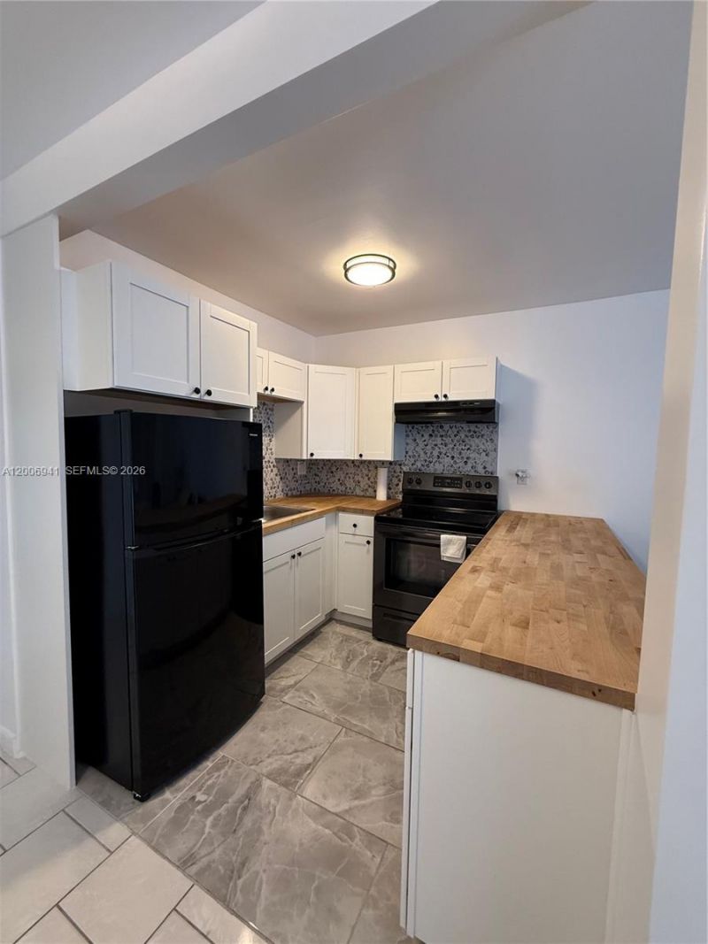 15610 NE 6th Ave , Unit 10D, Miami, FL 33162 Photo