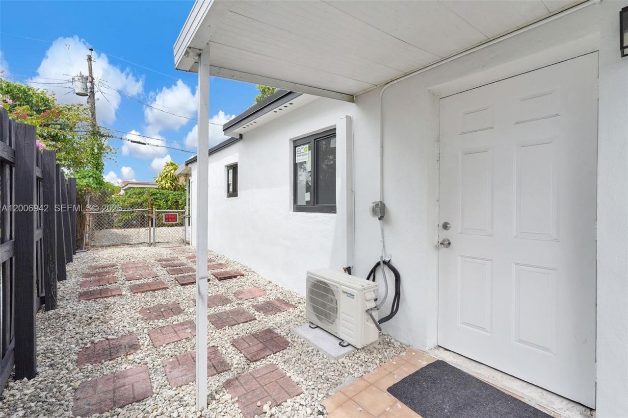 335 W 60th St, Hialeah, FL 33012 Photo