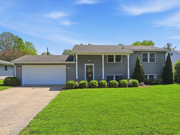 113 King Arthur Drive, Franklin, IN 46131