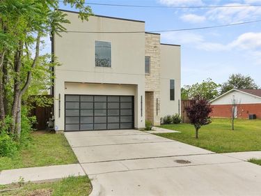 6715 Tyree Street, Dallas, TX 75209