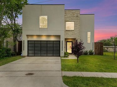 6715 Tyree Street, Dallas, TX 75209