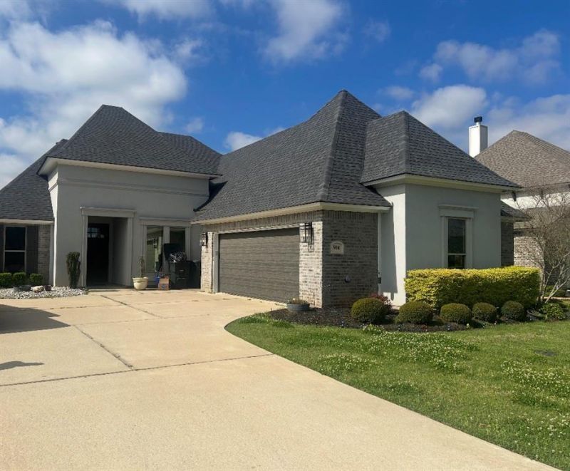 908 Chisolm Trail , Bossier City, LA 71111 Main Photo