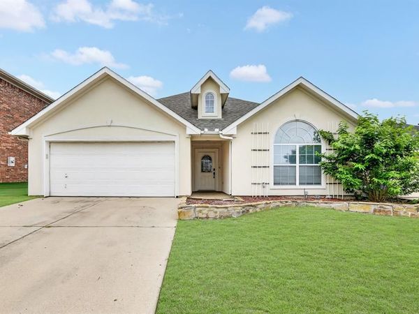 4933 Happy Trail , Fort Worth, TX 76244