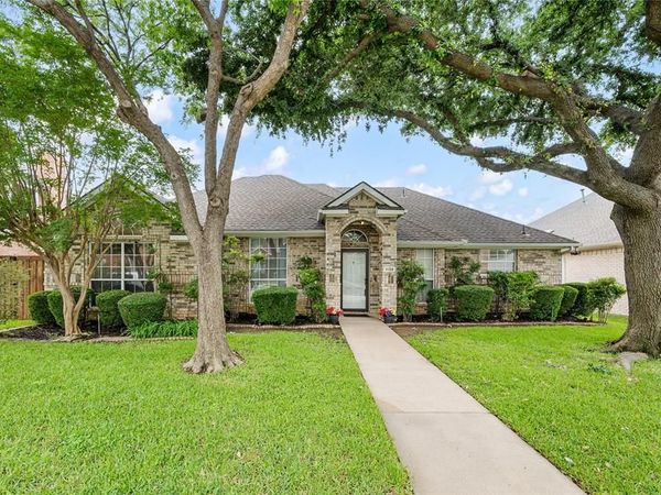 1138 Holly Drive, Carrollton, TX 75010