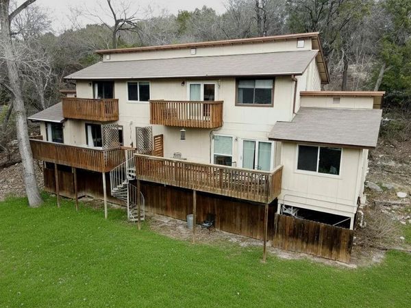 903 The High RD , Austin, TX 78746