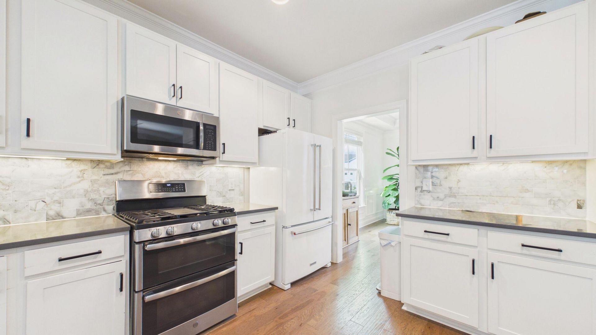 412 Topsail Court Photo 9
