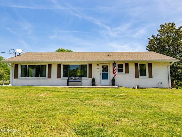 101 Hillcrest Lane, Kingston, TN 37763