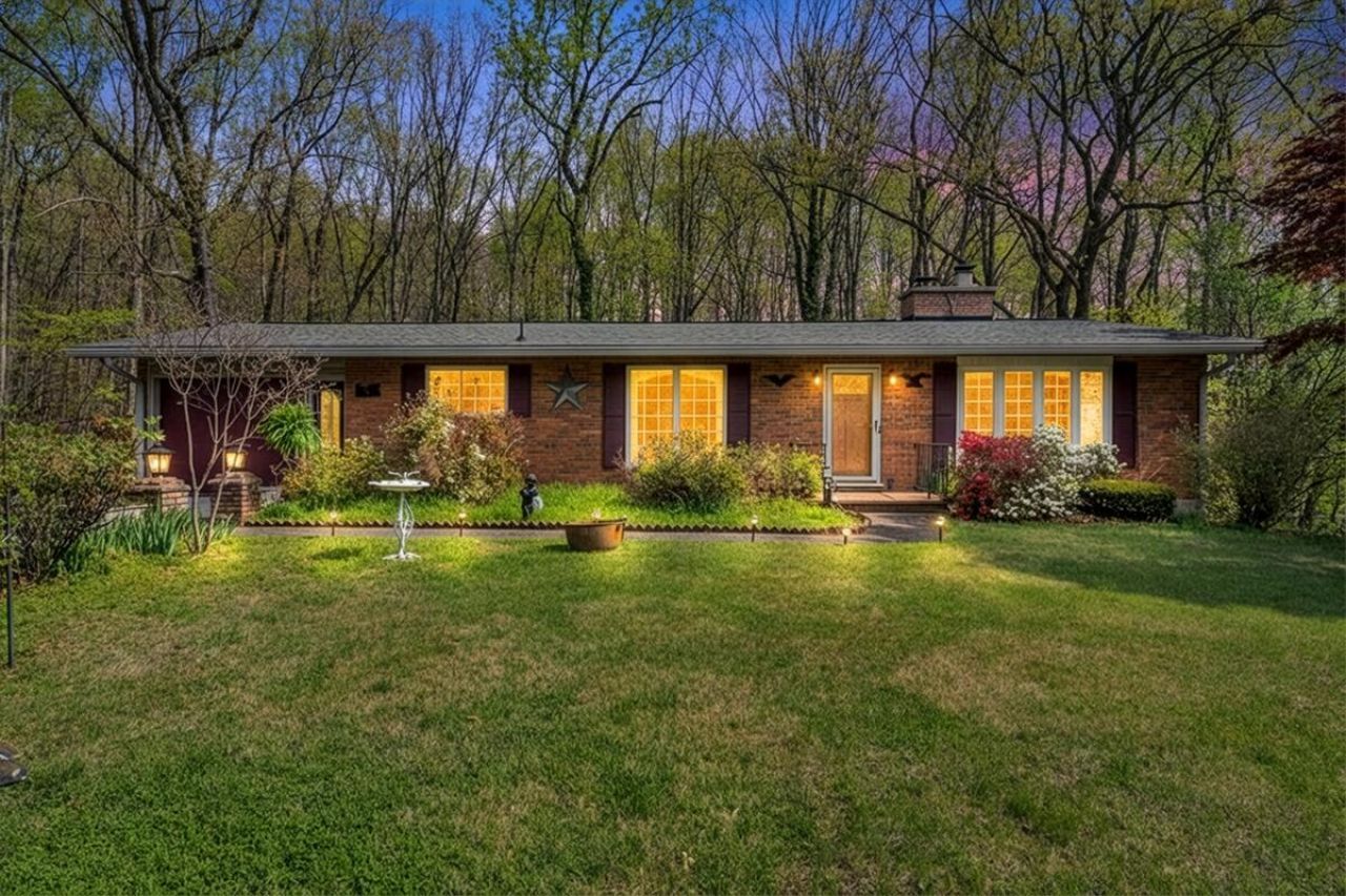 1664 Red Lane Ext., Salem, VA 24153 Main Photo
