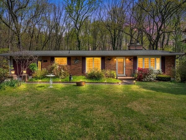 1664 Red Lane Ext., Salem, VA 24153