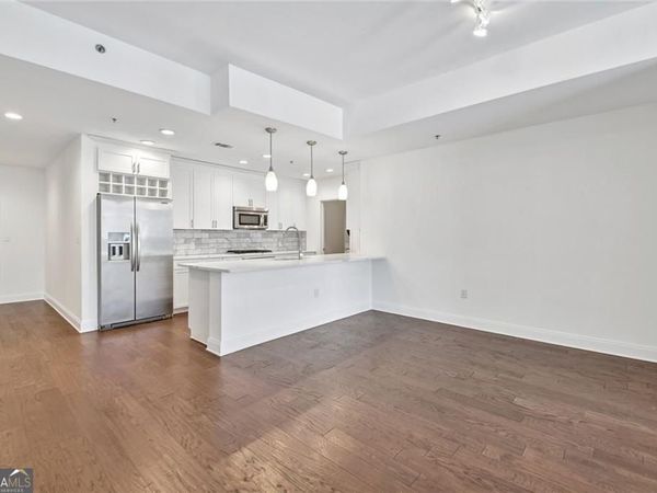 270 17th Street NW, Unit 2010, Atlanta, GA 30363