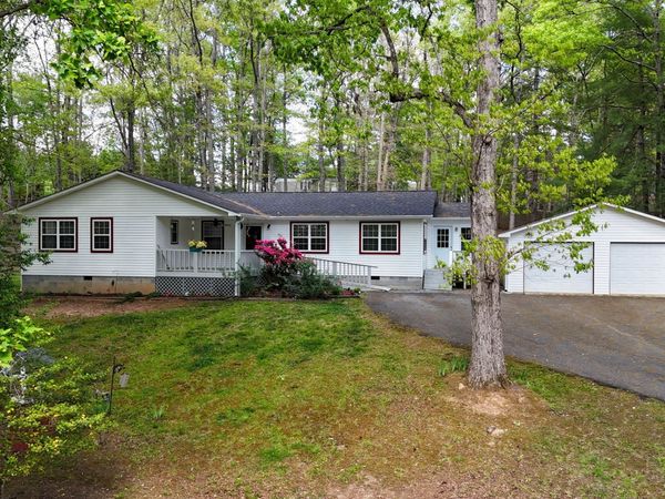 104 Country Corners Road, Blairsville, GA 30512