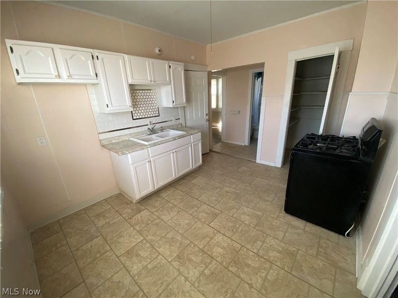 3724 W 13th Street, Cleveland, OH 44109 Photo 8