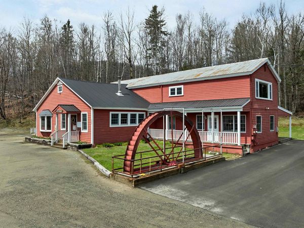 1955 Presidential Highway, Jefferson, NH 03583