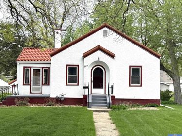 817 N 12th Street, Beatrice, NE 68310