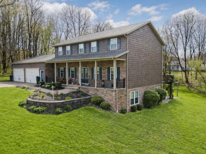 15027 King Road , Howard, OH 43028 Photo 2