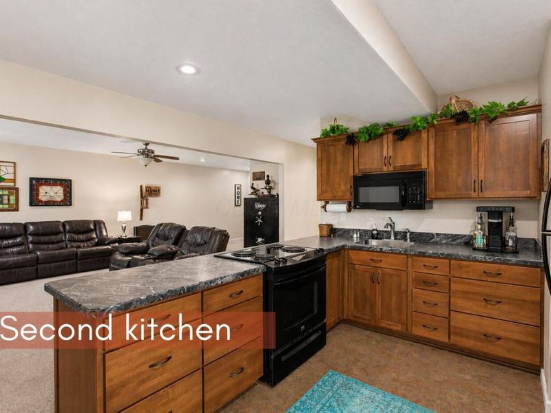 15027 King Road , Howard, OH 43028 Photo 45