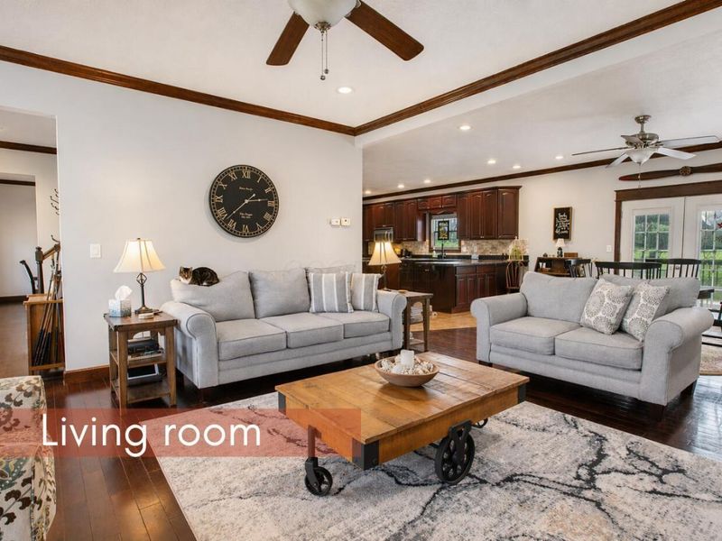 15027 King Road , Howard, OH 43028 Photo 8