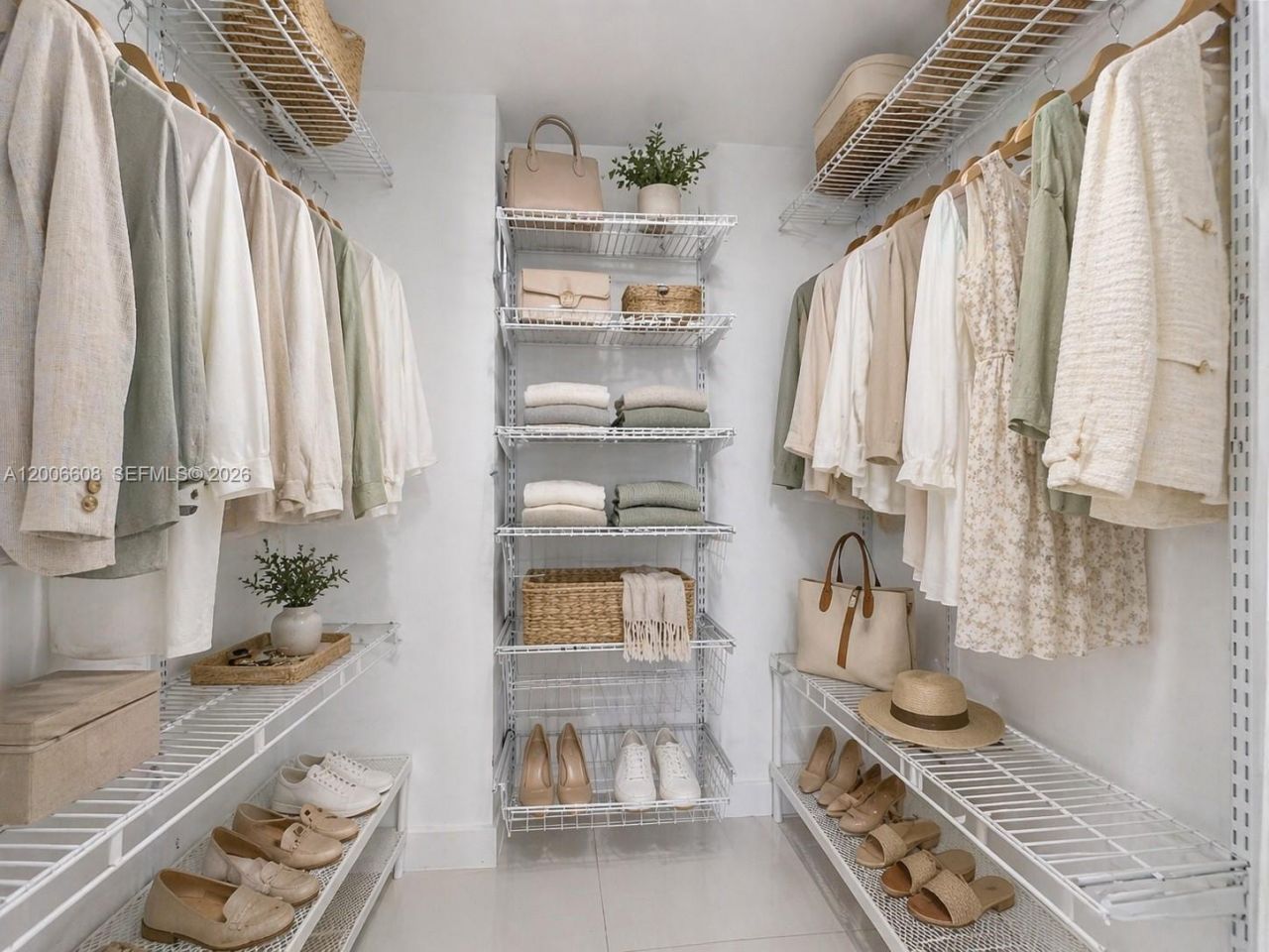 210 Sea View Dr , Unit 403, Key Biscayne, FL 33149 Photo