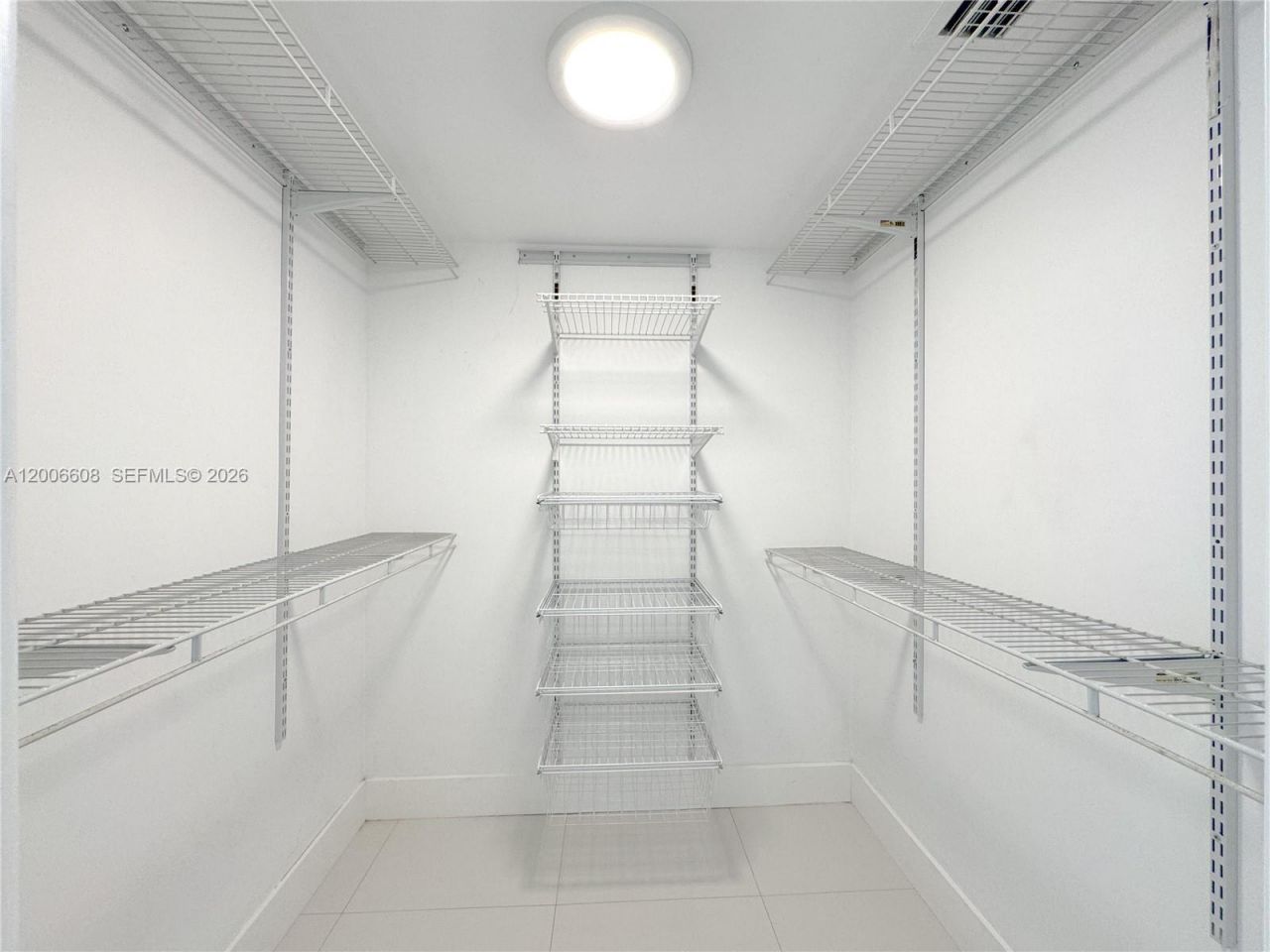 210 Sea View Dr , Unit 403, Key Biscayne, FL 33149 Photo