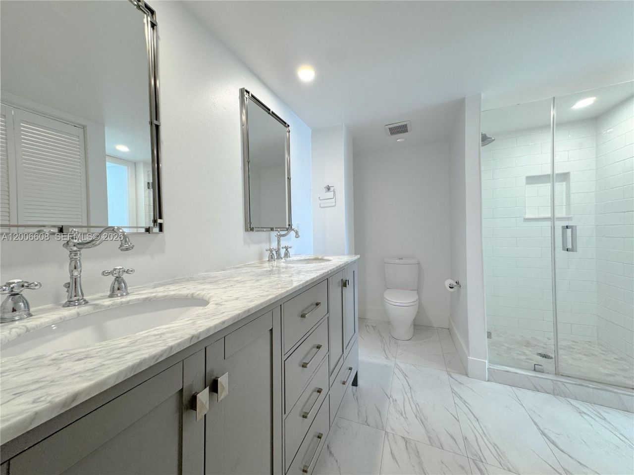 210 Sea View Dr , Unit 403, Key Biscayne, FL 33149 Photo