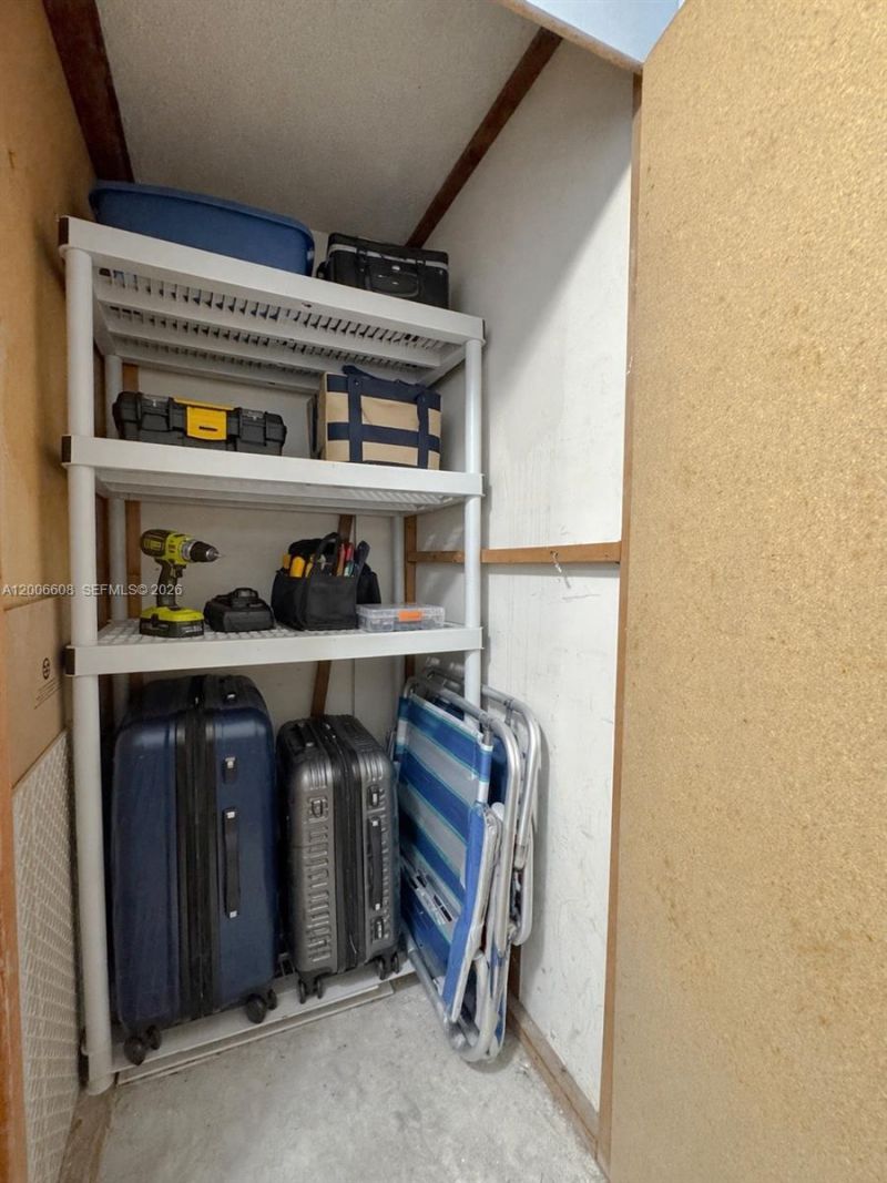 210 Sea View Dr , Unit 403, Key Biscayne, FL 33149 Photo