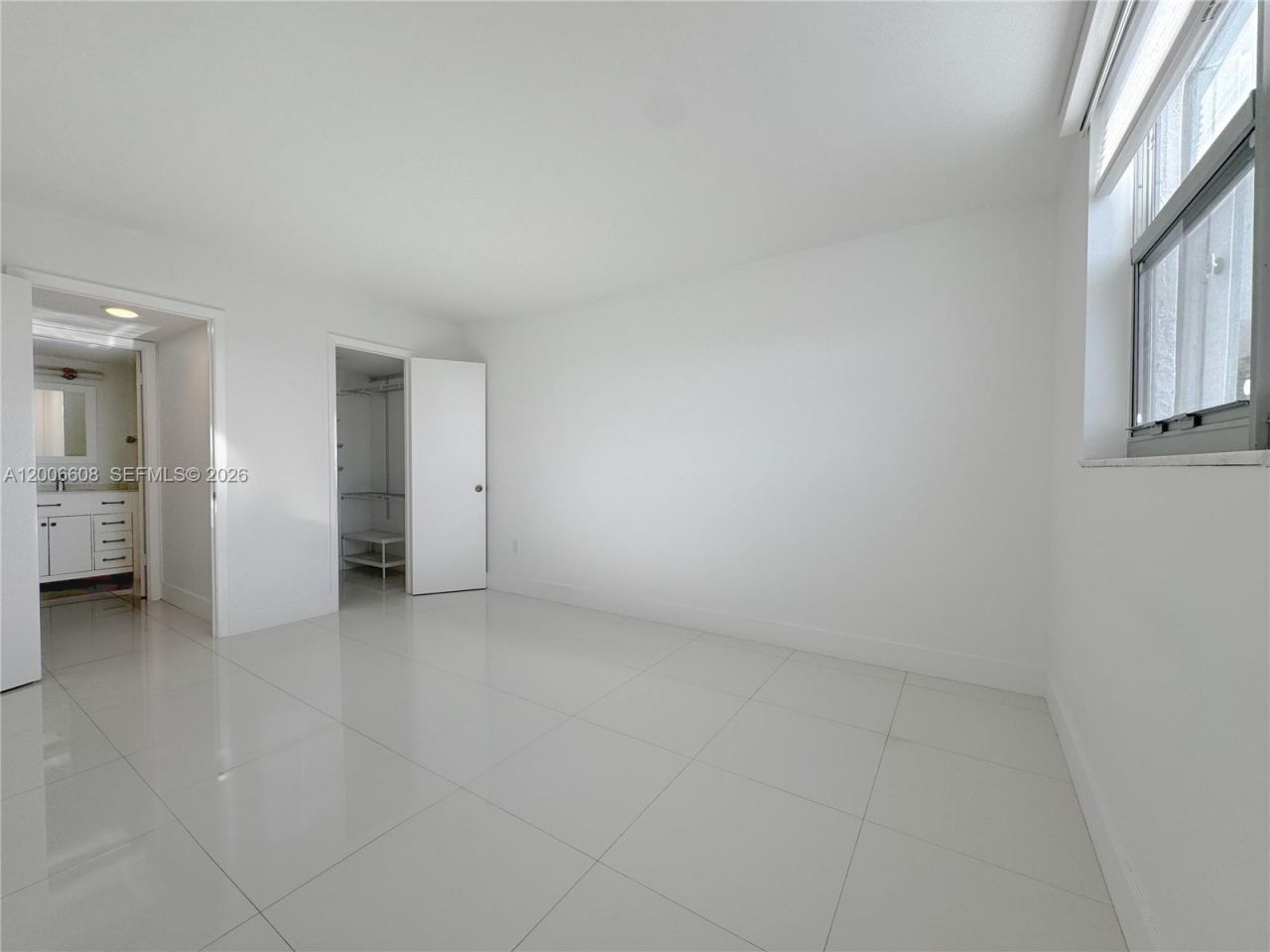 210 Sea View Dr , Unit 403, Key Biscayne, FL 33149 Photo