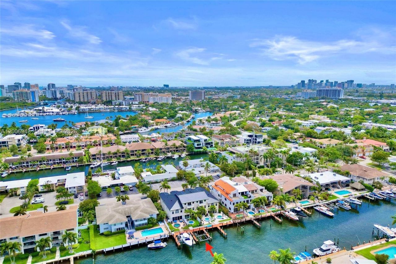 2739 NE 15th St , Fort Lauderdale, FL 33304 Photo